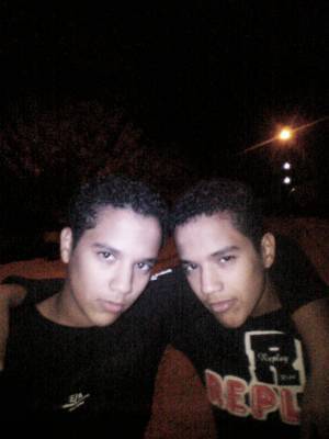 2 twin